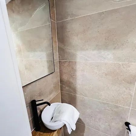 Gorgeous 1 Bedroom Flat With Balcony&parking * Λουξεμβούργο