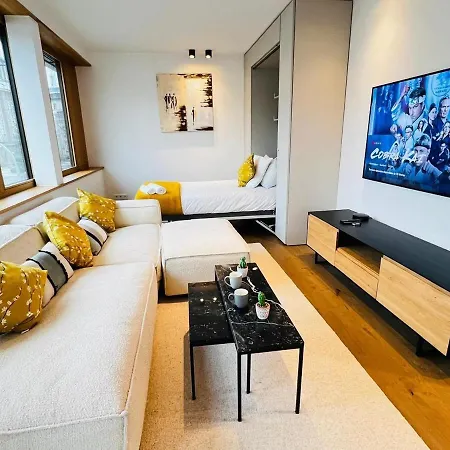 Apartment Gorgeous 1 Bedroom Flat With Balcony&parking *